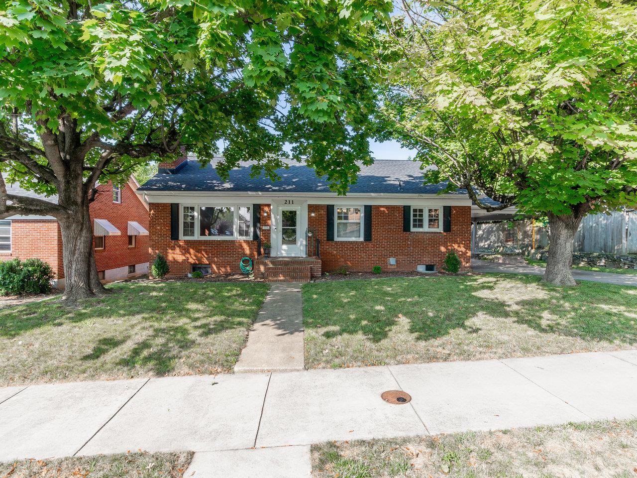 front view of house with a yard