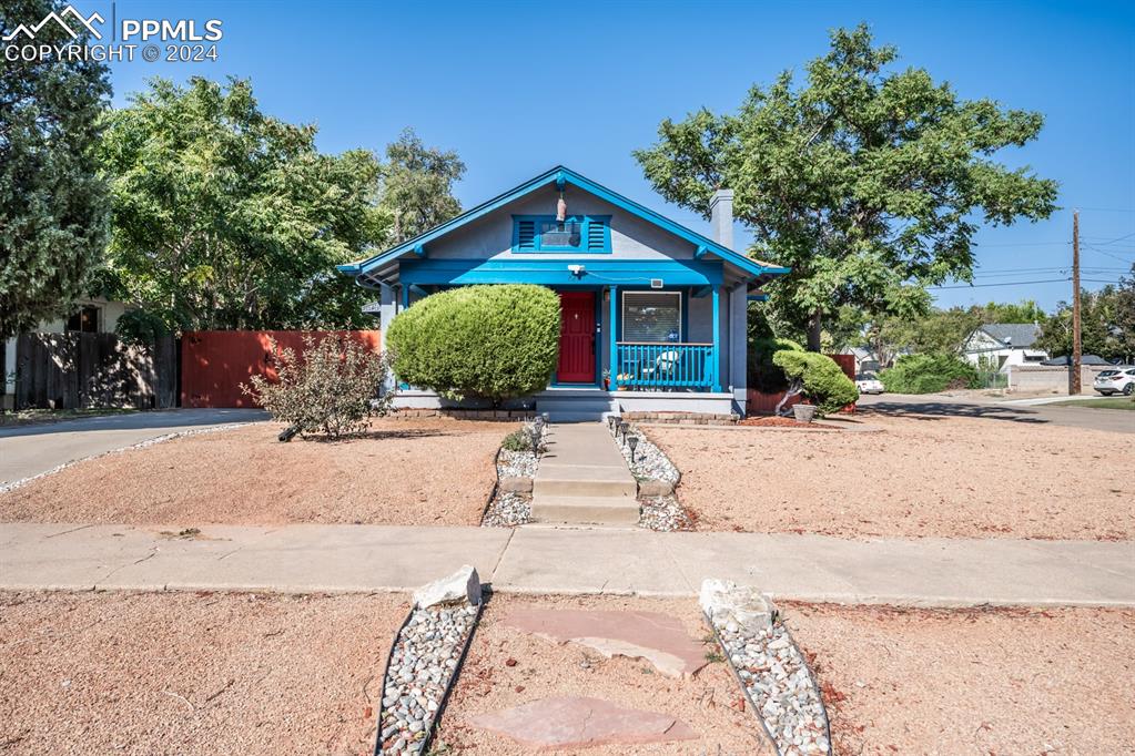 View of front of property featuring a porch