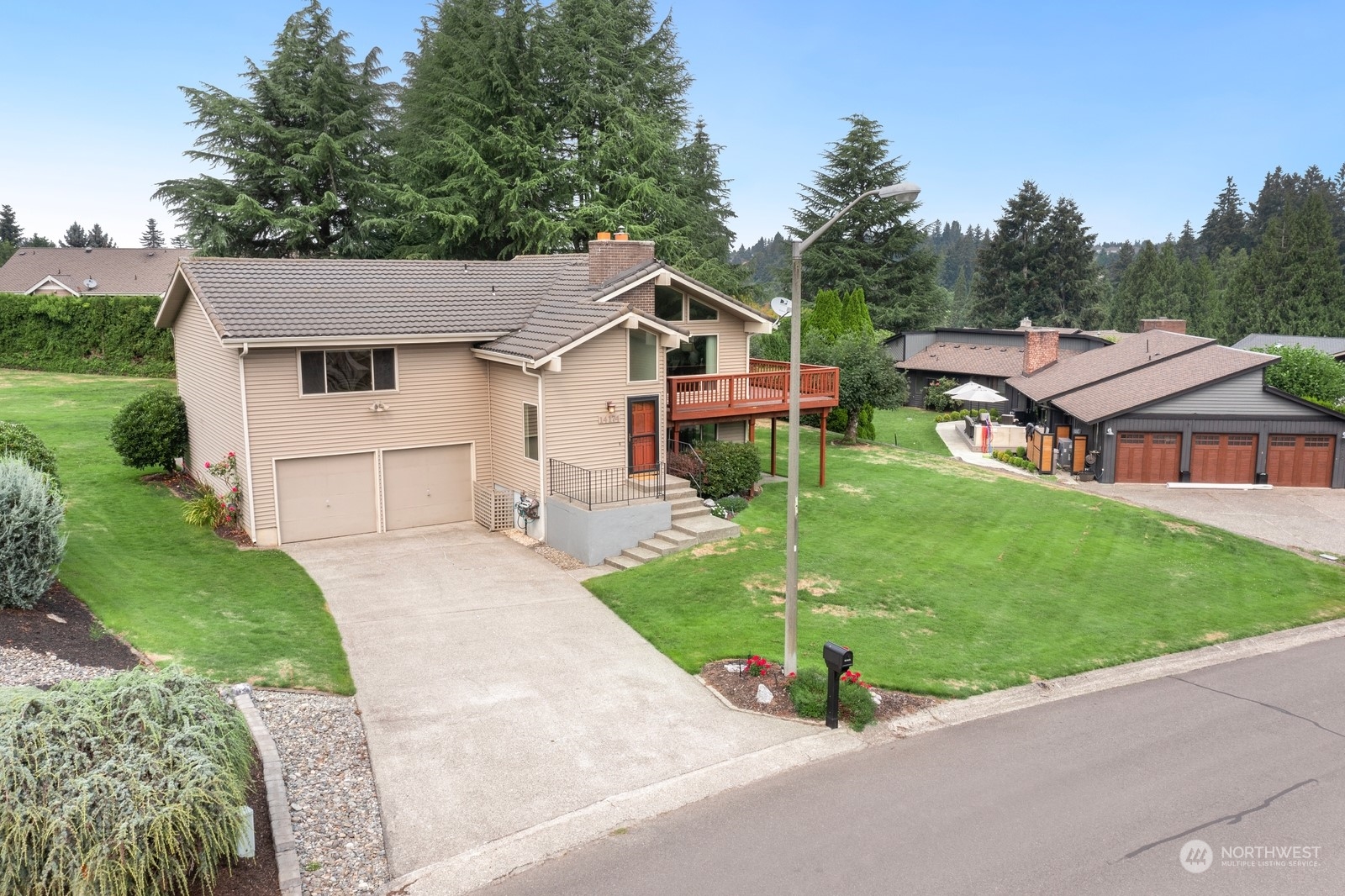 front view of house with a yard