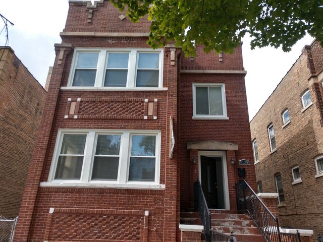 $2,100 | 8128 South Sangamon Street, Unit 1 | Auburn Gresham