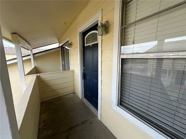 $1,100 | Restricted Address | Midtown Corpus Christi