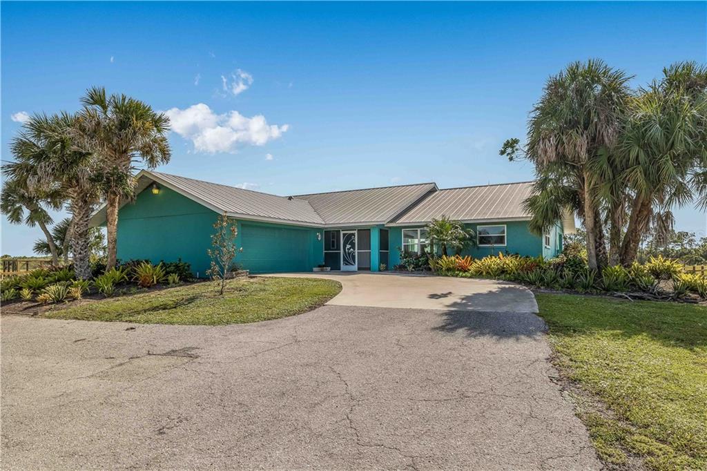 570 Gaspar Dr, Cape Haze, FL 33946