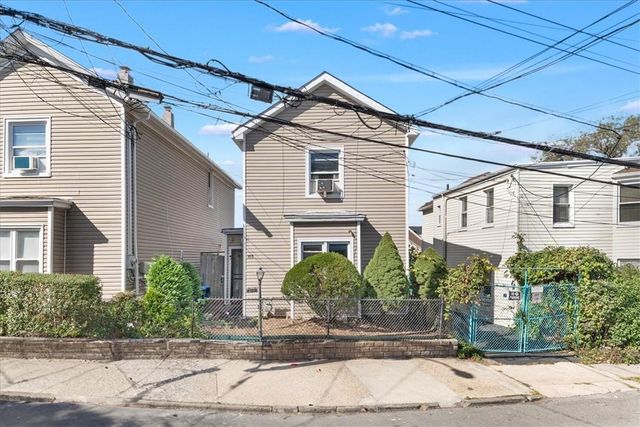 $470,000 | 315 Prescott Street | Nodine Hill