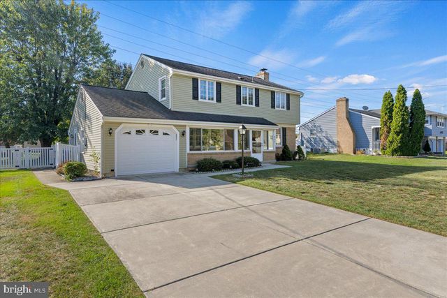 $497,500 | 824 Hilltop Road | Cinnaminson