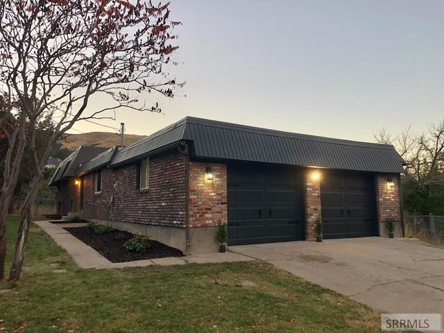 $470,000 | 1350 Cedar Lane | Pocatello