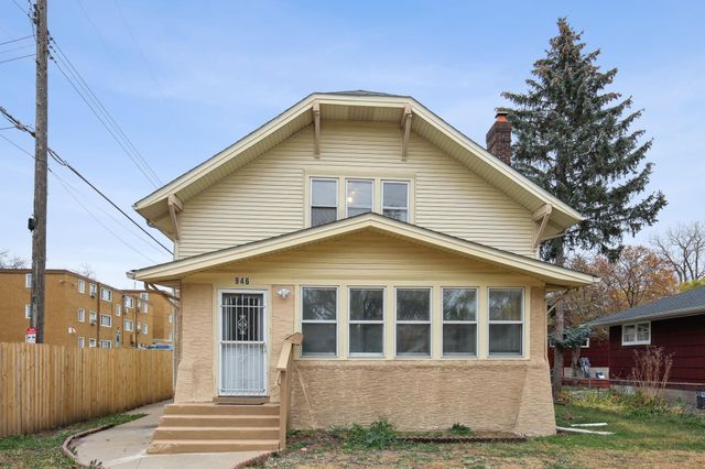 $299,900 | 946 Flandrau Street | Western Hazel Park