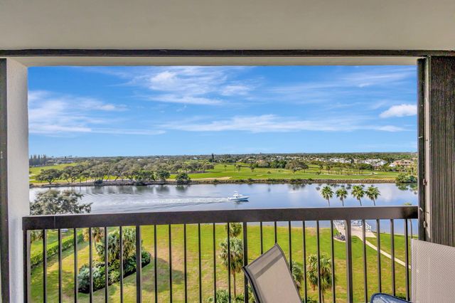 $675,000 | 356 Golfview Road, Unit 802 | North Palm Beach