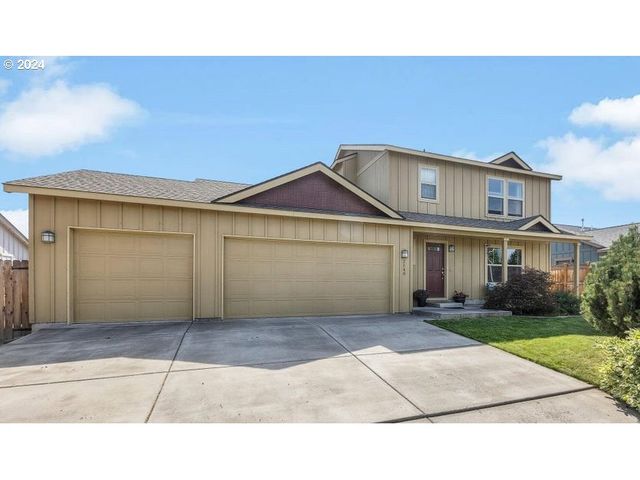 $464,900 | 2548 Southwest Kalama Avenue | Redmond