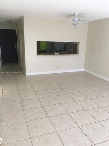 $1,700 | 7175 Orange Drive, Unit 303H | Davie