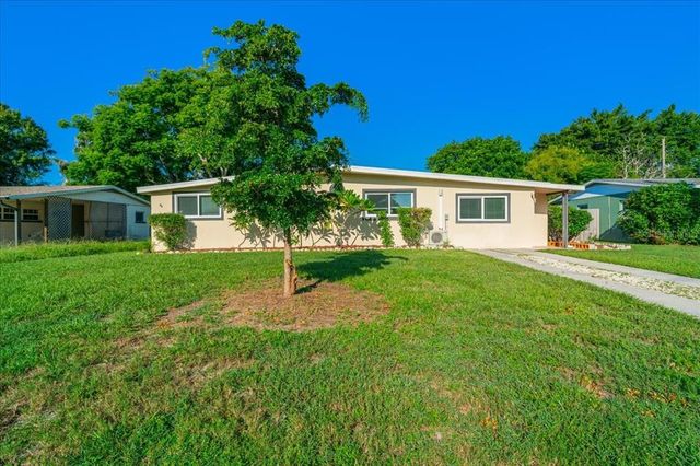 $312,900 | 2714 21st Street West | South Bradenton