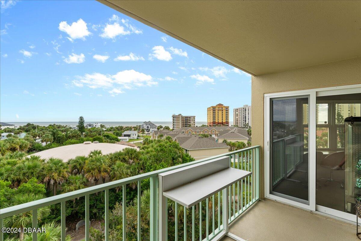 37-4 Oceans W Blvd, UNit 604A, Daytona B