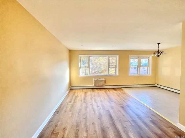 $2,700 | 70-65 Walnut Street, Unit 3 | Forest Hills