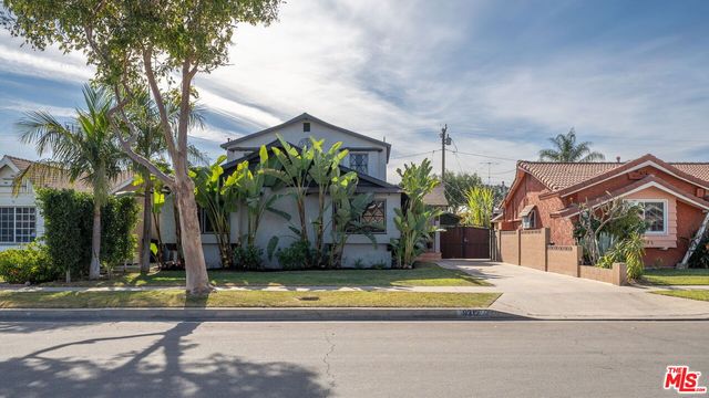 $1,050,000 | 9312 Heiner Street | Northwest Bellflower