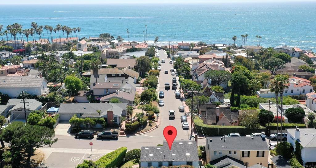 an aerial view of multiple house