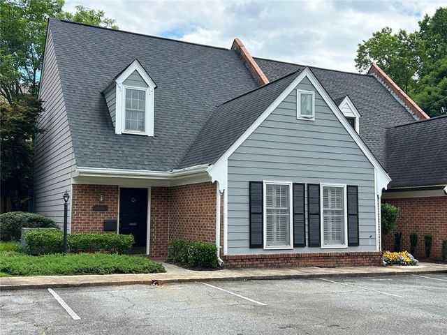 $410,000 | 218 Forkner Drive, Unit C | Glennwood Estates