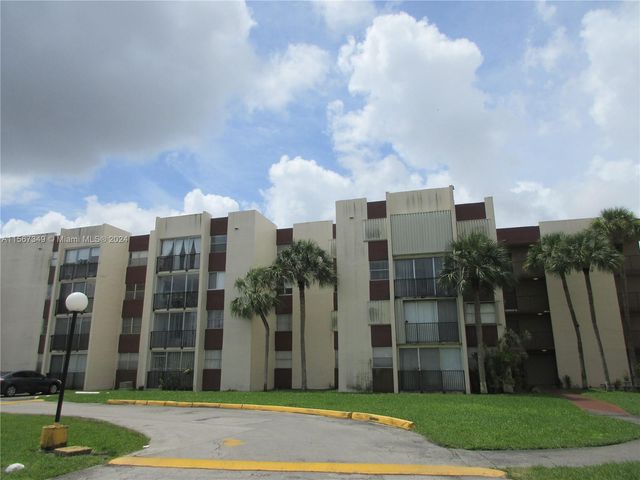 $219,000 | 9411 Southwest 4th Street, Unit 408 | Fountainebleau