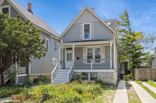 $549,000 | 1125 Paulina Street | Oak Park