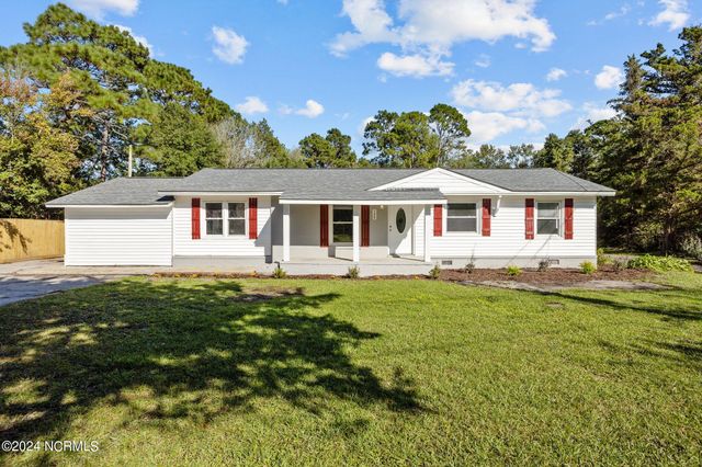 $339,900 | 126 English Street | Newport Township - Carteret County