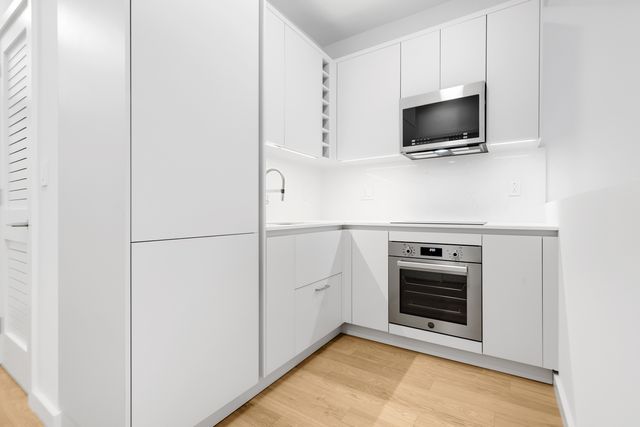 $3,600 | 321 East 22nd Street, Unit 1E | Gramercy