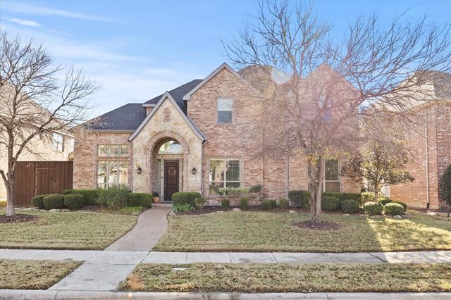 $925,000 | 5087 Navajo Drive | Frisco