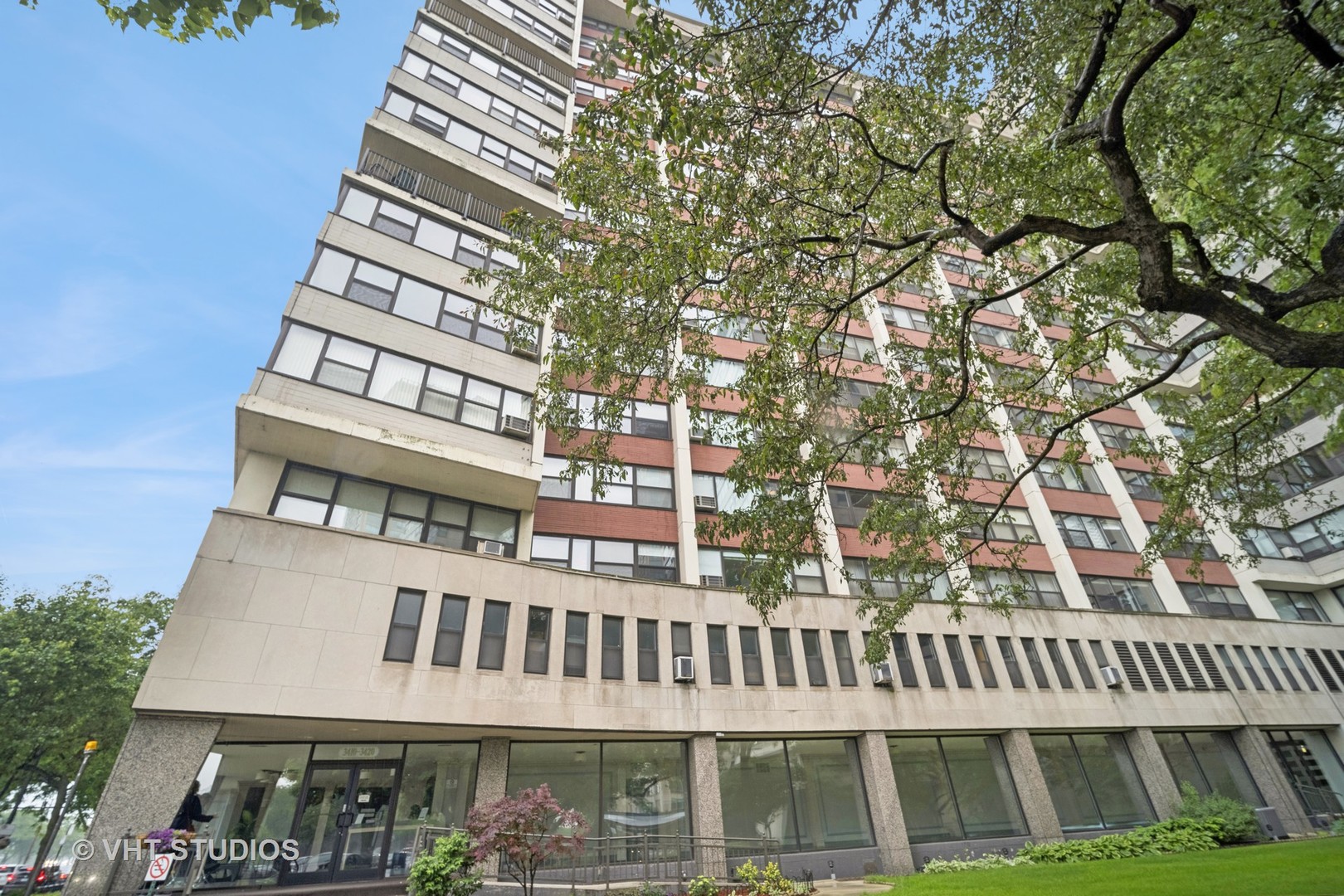 3410 North Lake Shore Drive, Unit 5D, Chicago, IL 60657 | Compass