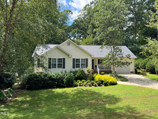 $279,900 | 1408 Plantation Circle | Asheboro