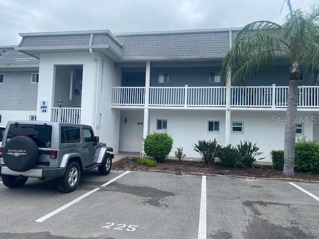 a car parked in front of a building