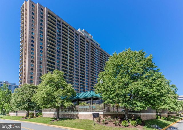 $424,900 | 5501 Seminary Road, Unit 1809S | Skyline Square