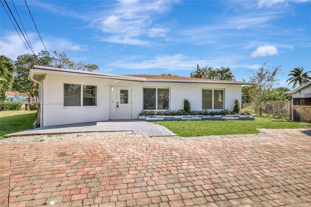 $690,000 | 1830 Northwest 32nd Street | Royal Palm Acres