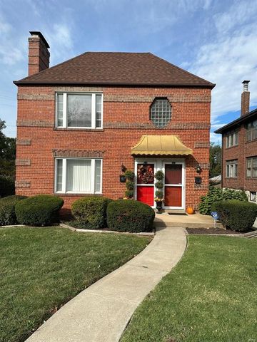 $1,550 | 1087 Terrace Drive, Unit 2F | Richmond Heights