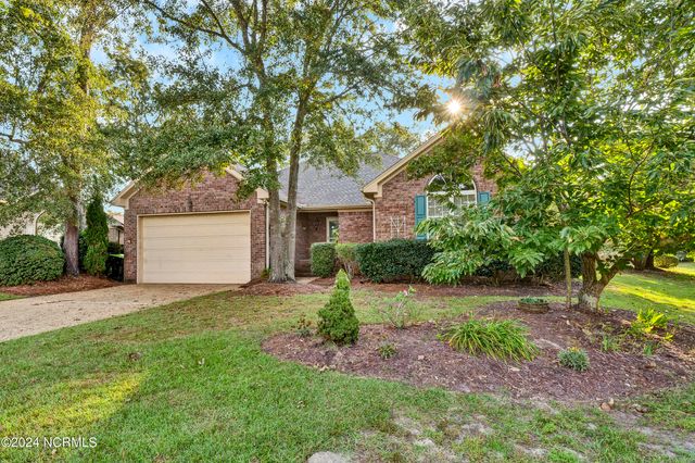 $459,900 | 104 Alexandria Court | Masonboro Township - New Hanover County