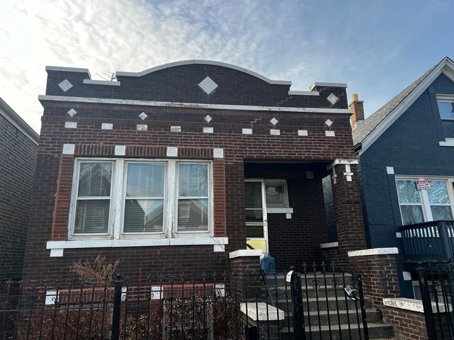 $165,000 | 3048 South Homan Avenue | South Lawndale