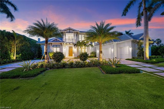 $9,995,000 | 3139 Leeward Lane | Moorings