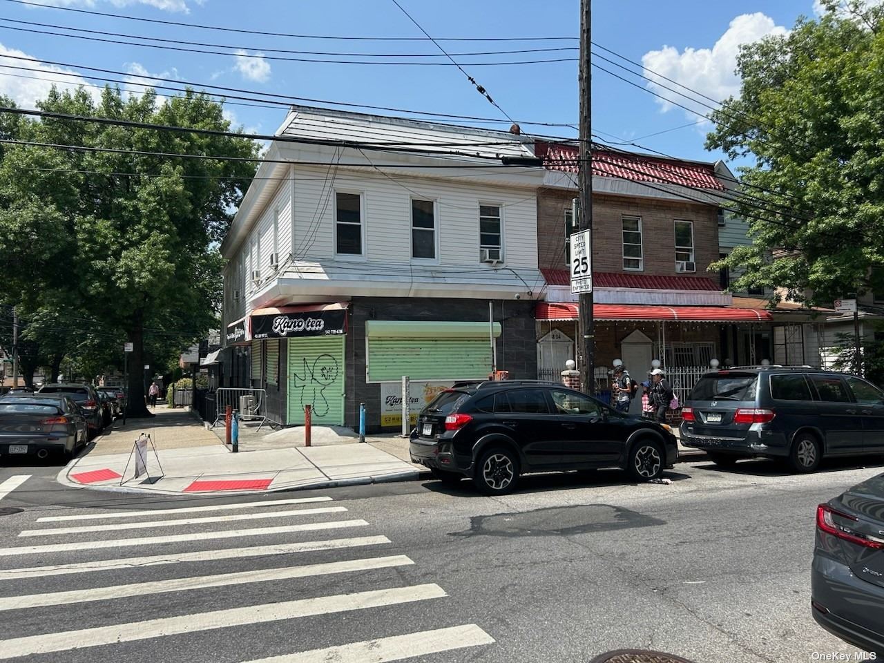 a car parked in front of a building