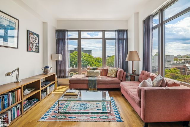 $1,278,000 | 315 Gates Avenue, Unit 5G | Bedford-Stuyvesant