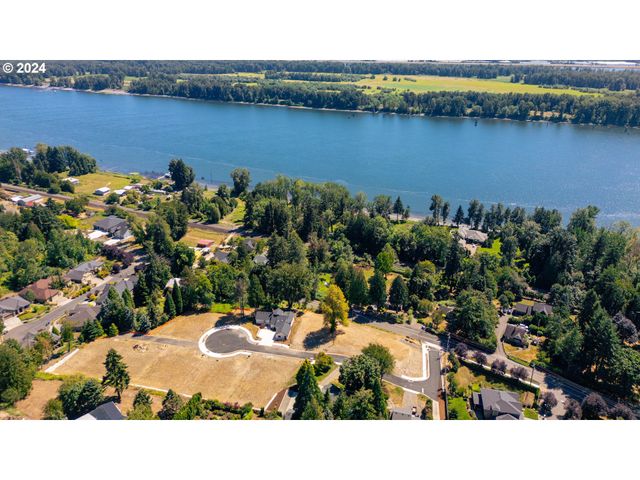 $600,000 | Southeast 167th Lane | Columbia River