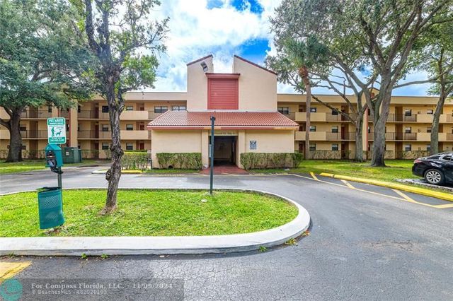 $269,900 | 3199 Foxcroft Road, Unit 115 | Miramar Club Condominiums