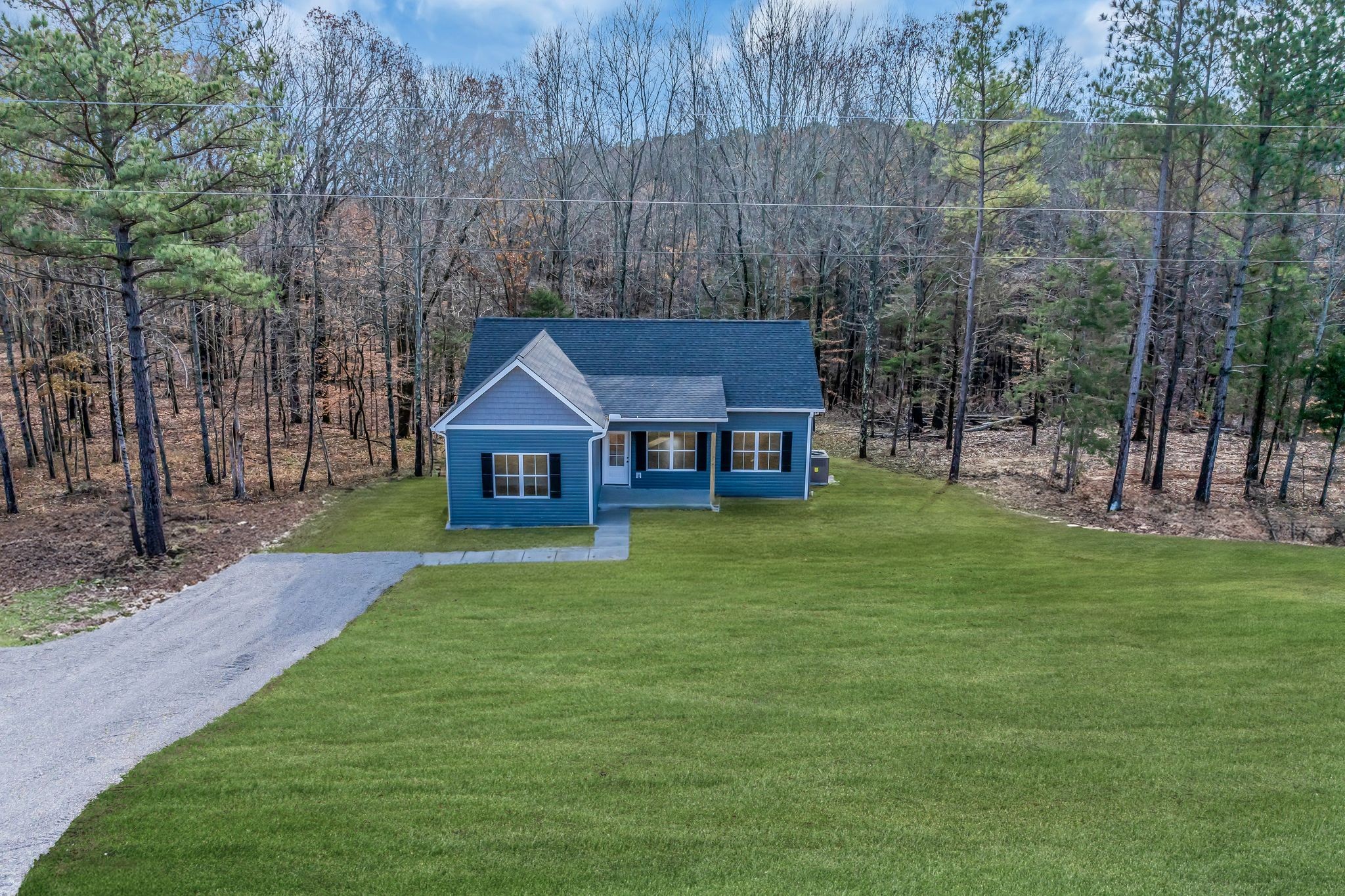 STUNNING New Home!!! HOT LOCATION- w/ Easy Nashville Commute via Hwy. 70 to 1-40 via McCrory  Note: Green Grass Edits on Exterior Photos