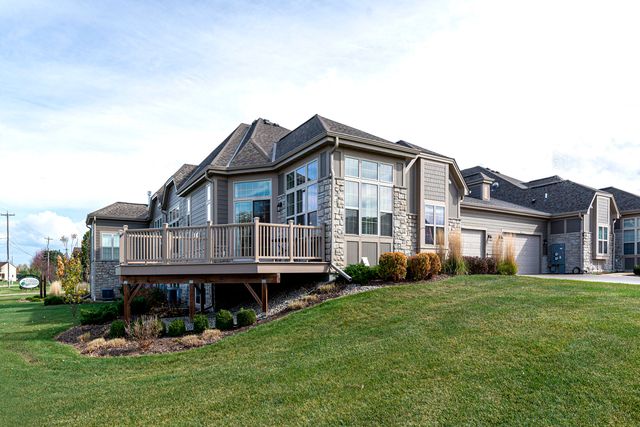 $629,900 | S80-w16708 Ruth Lane, Unit 2 | Muskego