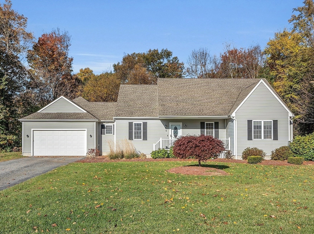 front view of house with a yard