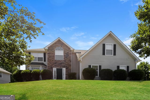 $2,145 | 717 Fletcher Drive | Kendall Park