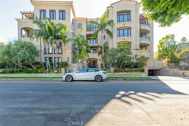 $1,250,000 | 12050 Guerin Street, Unit 201 | Studio City