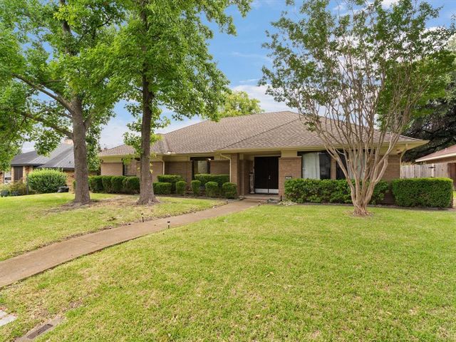 $359,900 | 302 Cardinal Creek Drive | Duncanville