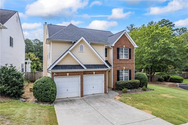 $579,000 | 2875 Georgian Manor Drive | Johns Creek