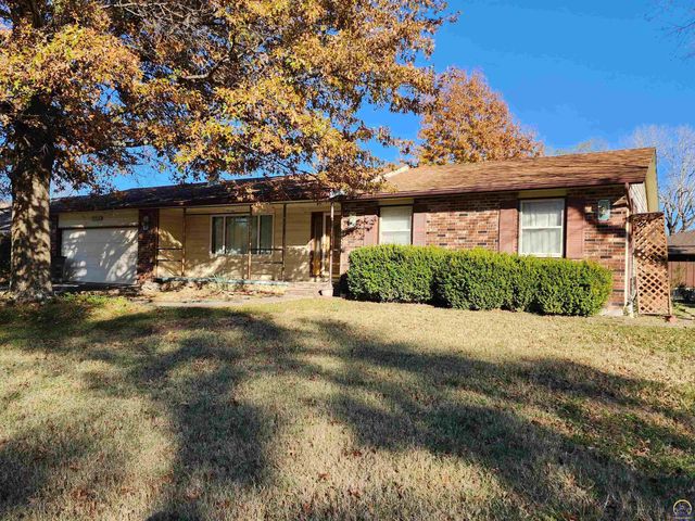 $199,900 | 2716 Rio Vista Drive | Emporia