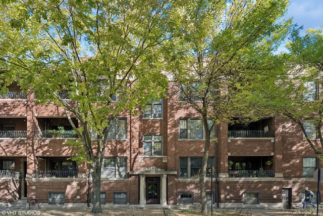 $345,000 | 1844 West Berteau Avenue, Unit 2 | St. Ben's