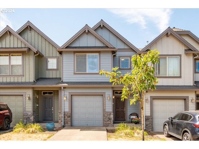 $428,500 | 16325 Southeast Pyrite Street | Rim at Windswept Waters