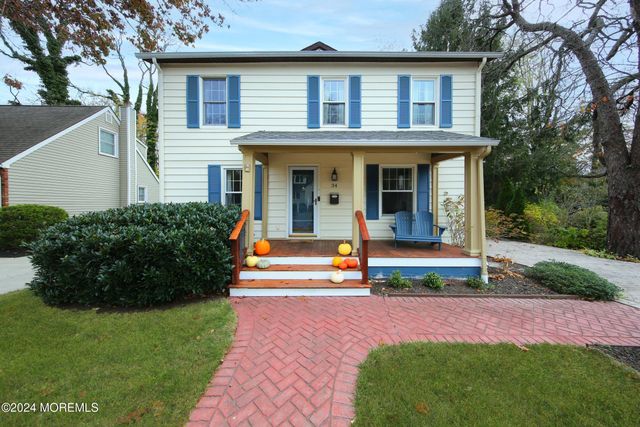 $799,900 | 34 White Street | Shrewsbury