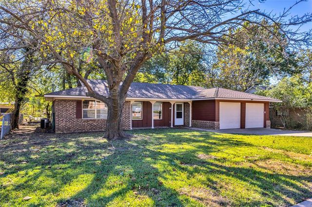 $235,000 | 1013 South Idlewild Drive | Casa Linda