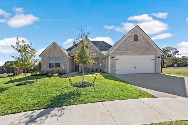 $650,000 | 2160 Madden Circle | College Station